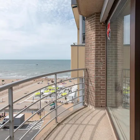In With Stunning Sea Views * Ostenda