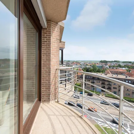 In With Stunning Sea Views Apartman *