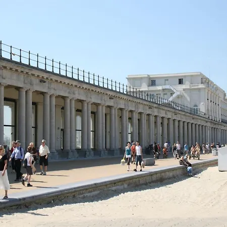 In With Stunning Sea Views * Ostende