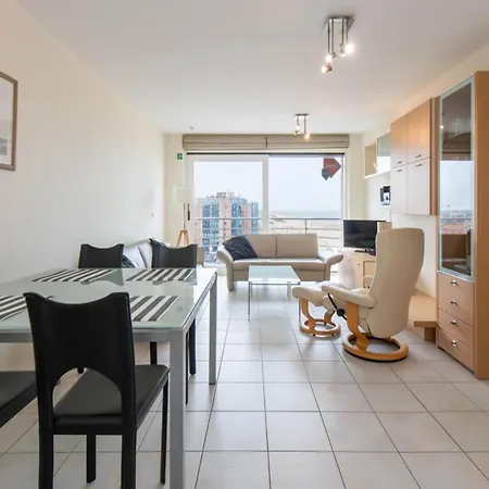 In With Stunning Sea Views